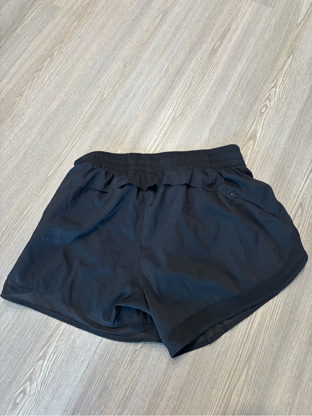 Athleta Mesh Racer Run Shorts - Picture 6 of 6